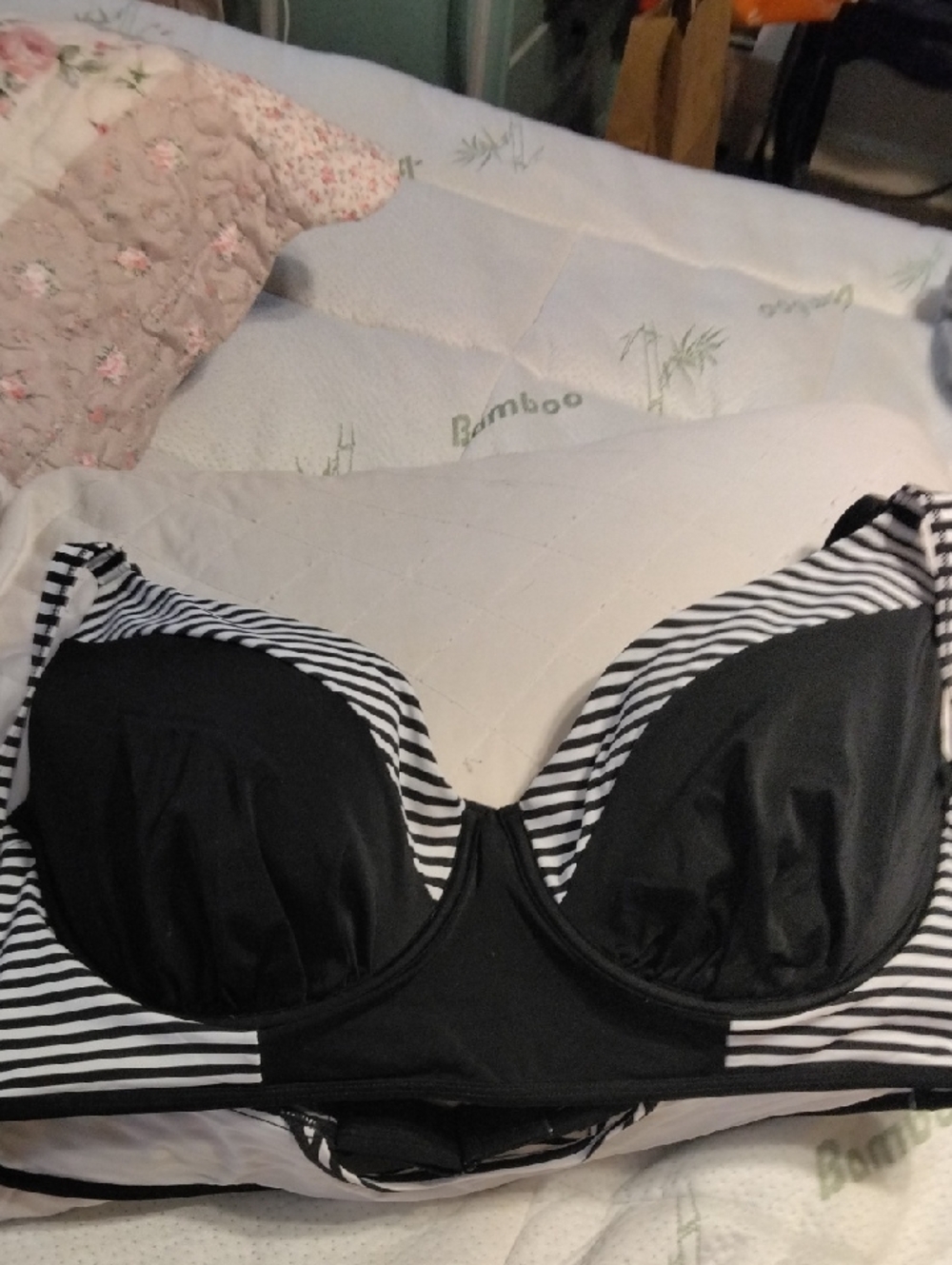 Black & White Striped Underwire Bikini Top - TORRID SWIM DD/F
